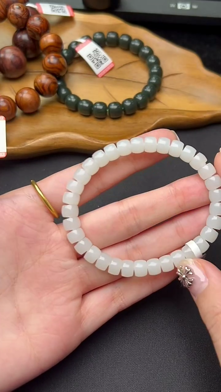 【闪购商品】和田玉手串未镶嵌HBHT000050
