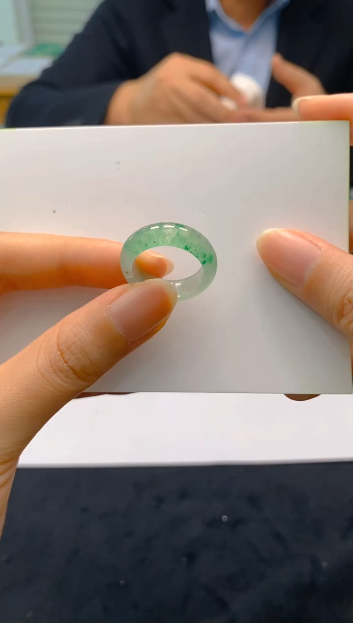 【闪购商品】石英质玉戒指未镶嵌冰美人非洲翠133