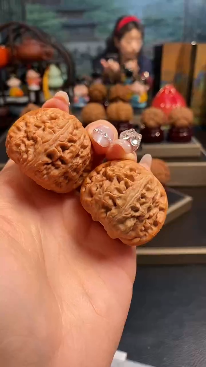 【闪购商品】文玩核桃把件H856白狮子39