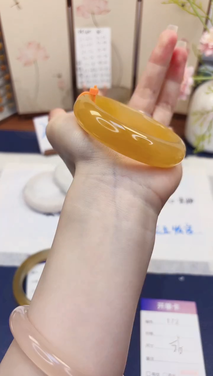 【闪购商品】石英质玉未镶嵌手镯172-财气镯-圈口56