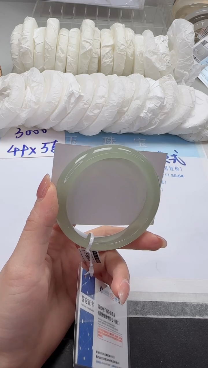 未镶嵌手镯石英质玉184-61.3