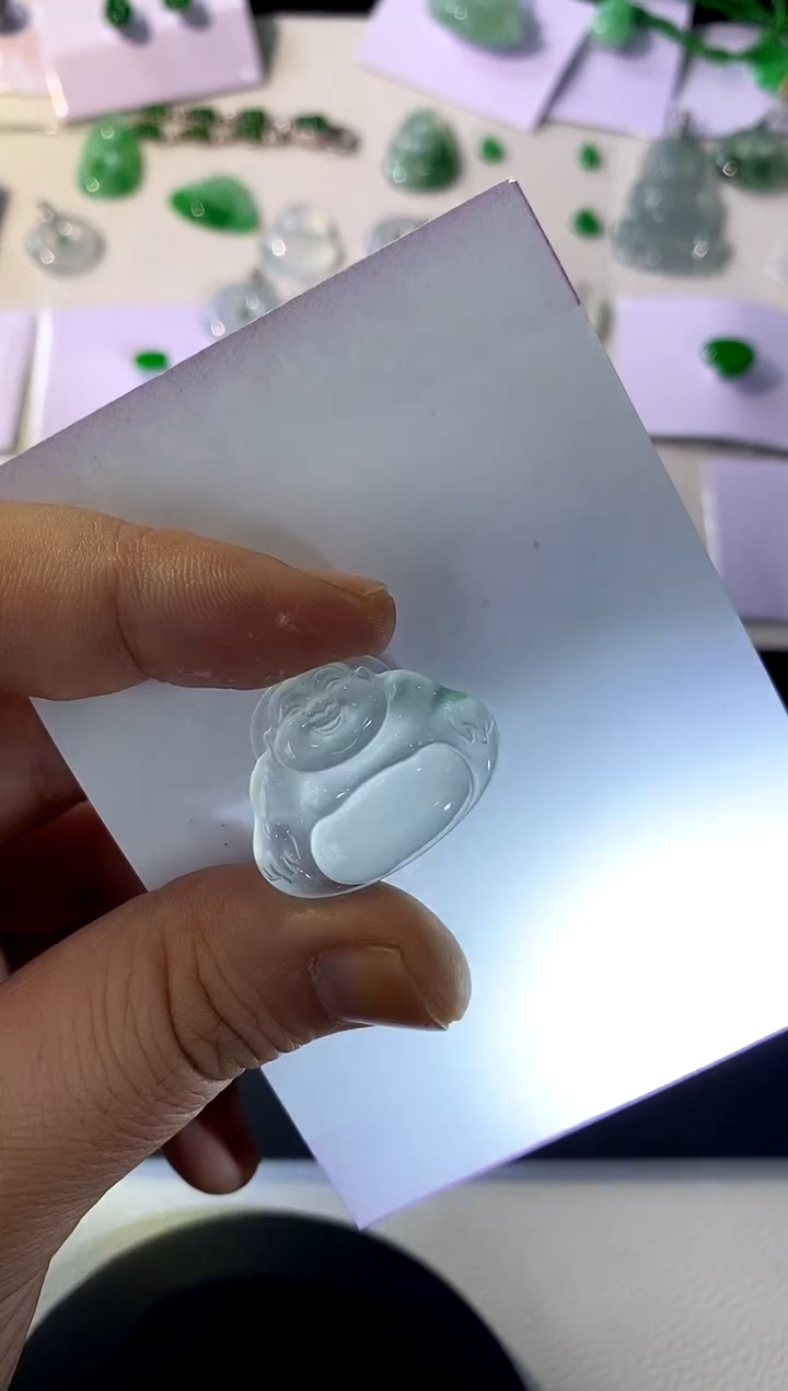【闪购商品】定制翡翠未镶嵌佛公
