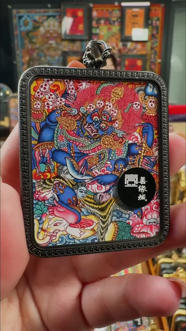 吊坠壹善缘城手绘唐卡黑六臂