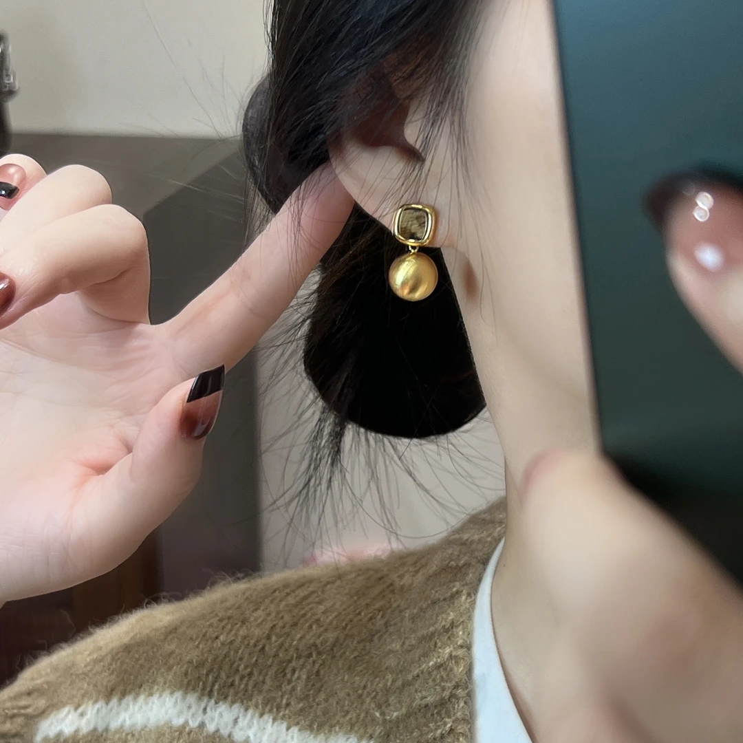 925银针耳饰 双11好物秋冬豹纹金色方形拉丝球球吊坠耳环耳钉