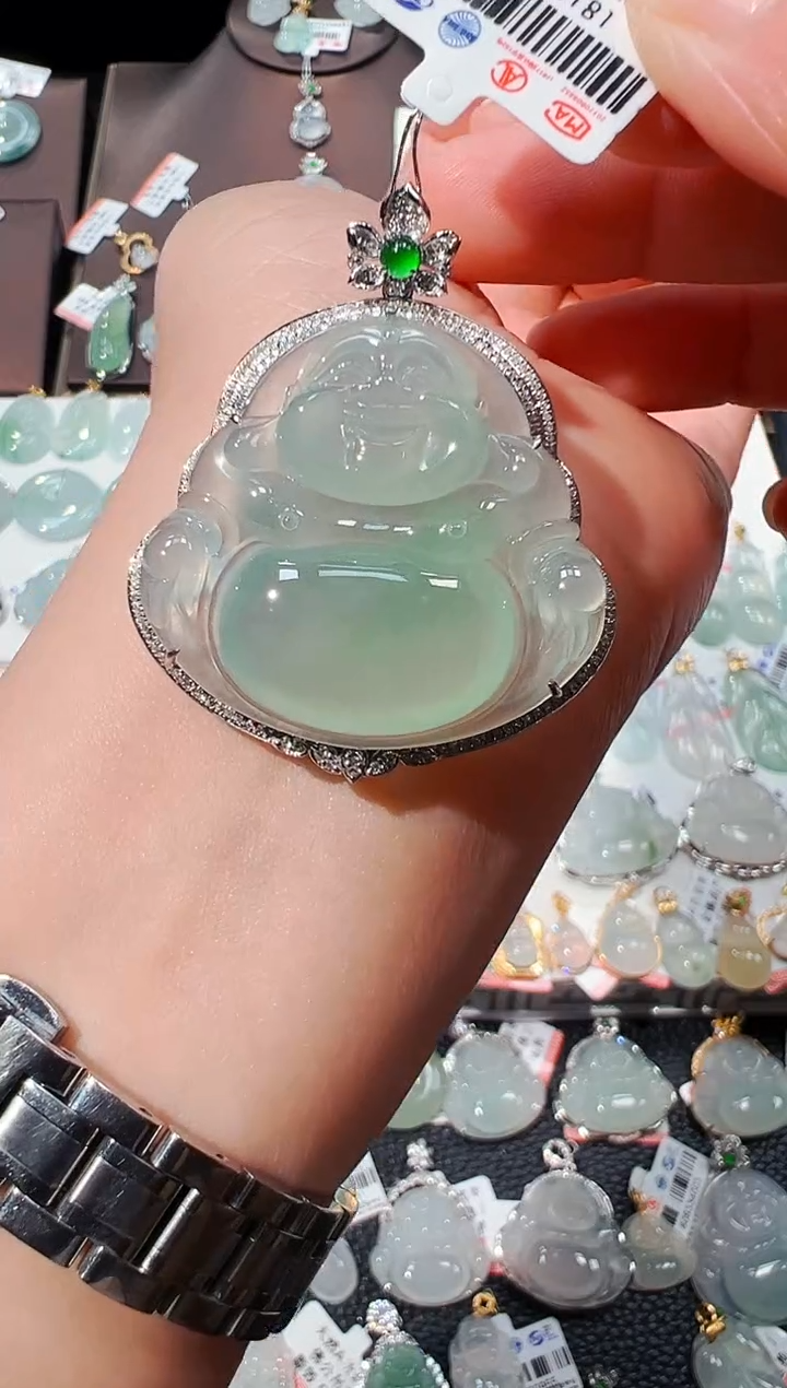 【闪购商品】翡翠吊坠(不含链)18K金镶嵌佛公吊坠998