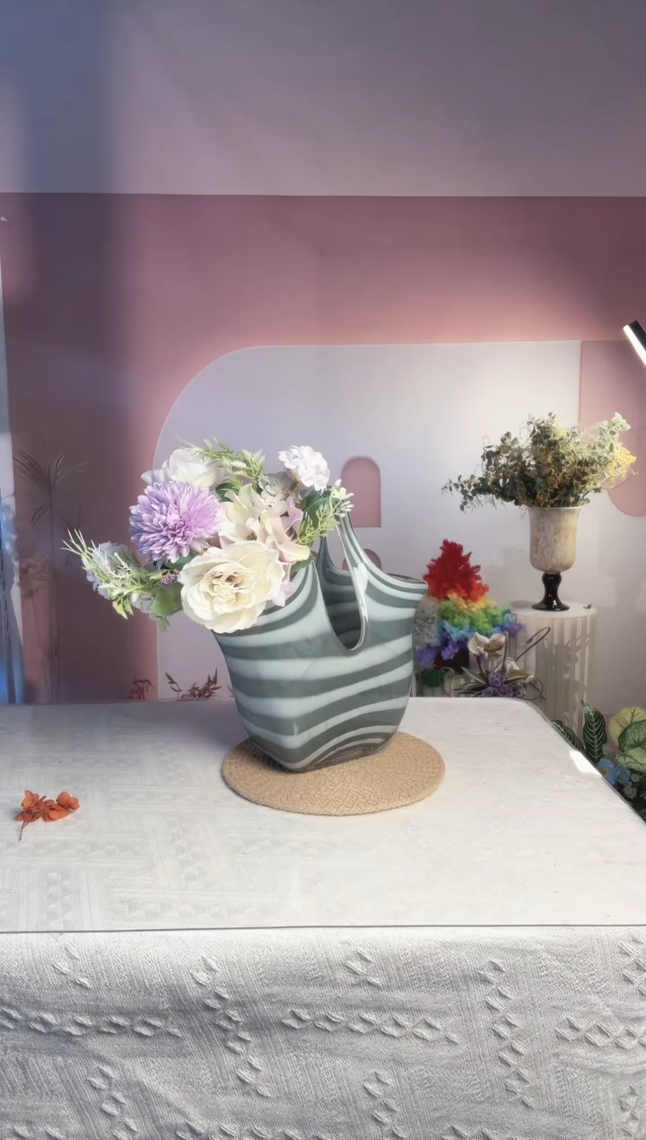 028直播玻璃花瓶