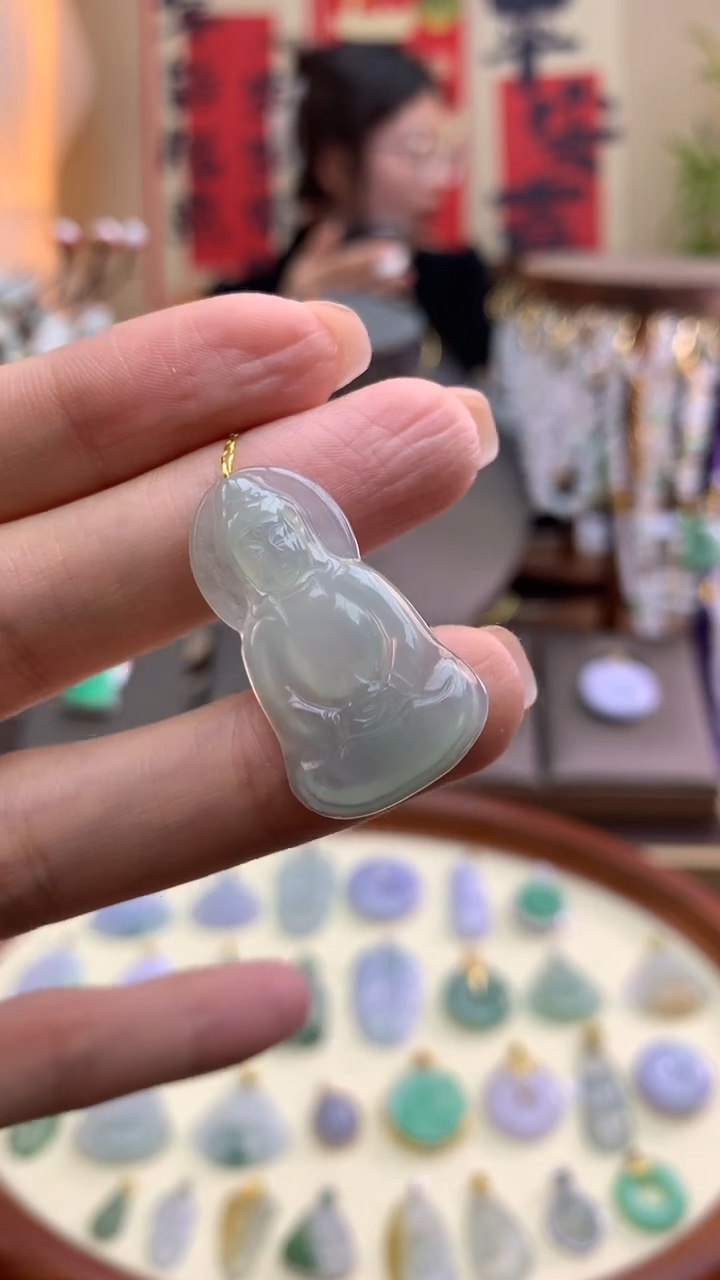 【闪购商品】翡翠颈饰未镶嵌观音