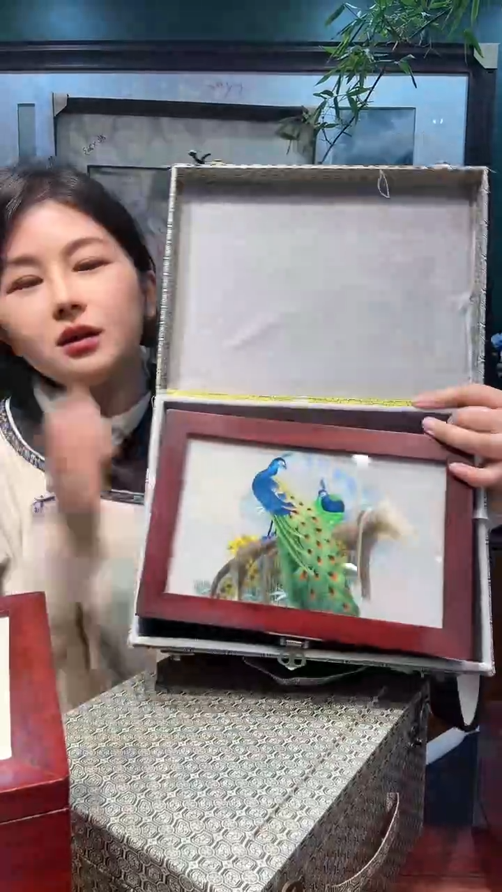 竖款非遗苏绣手工刺绣首饰盒