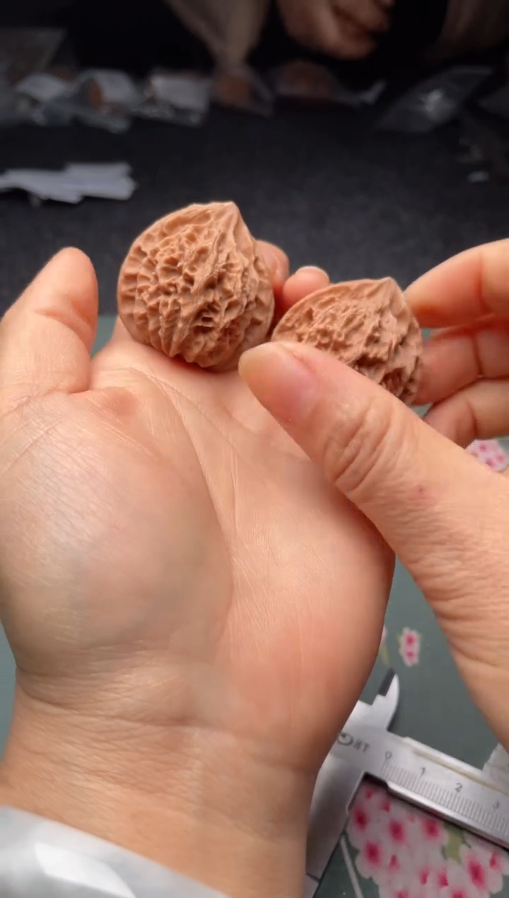 把件文玩核桃w344   灯笼  37尺