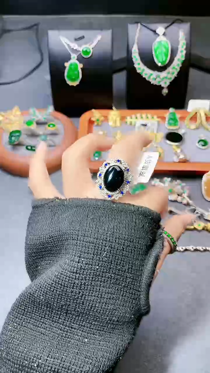 【闪购商品】翡翠戒指银S925镶嵌戒指