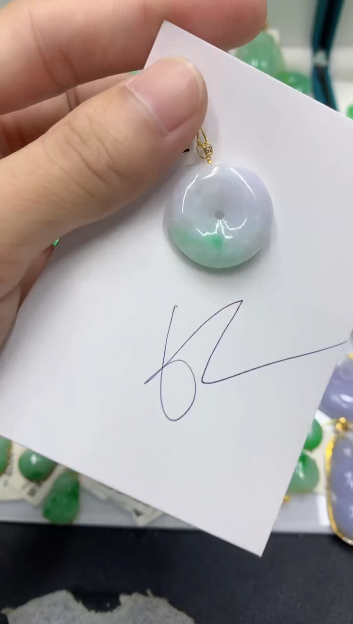 【闪购商品】翡翠颈饰18K金镶嵌翡翠