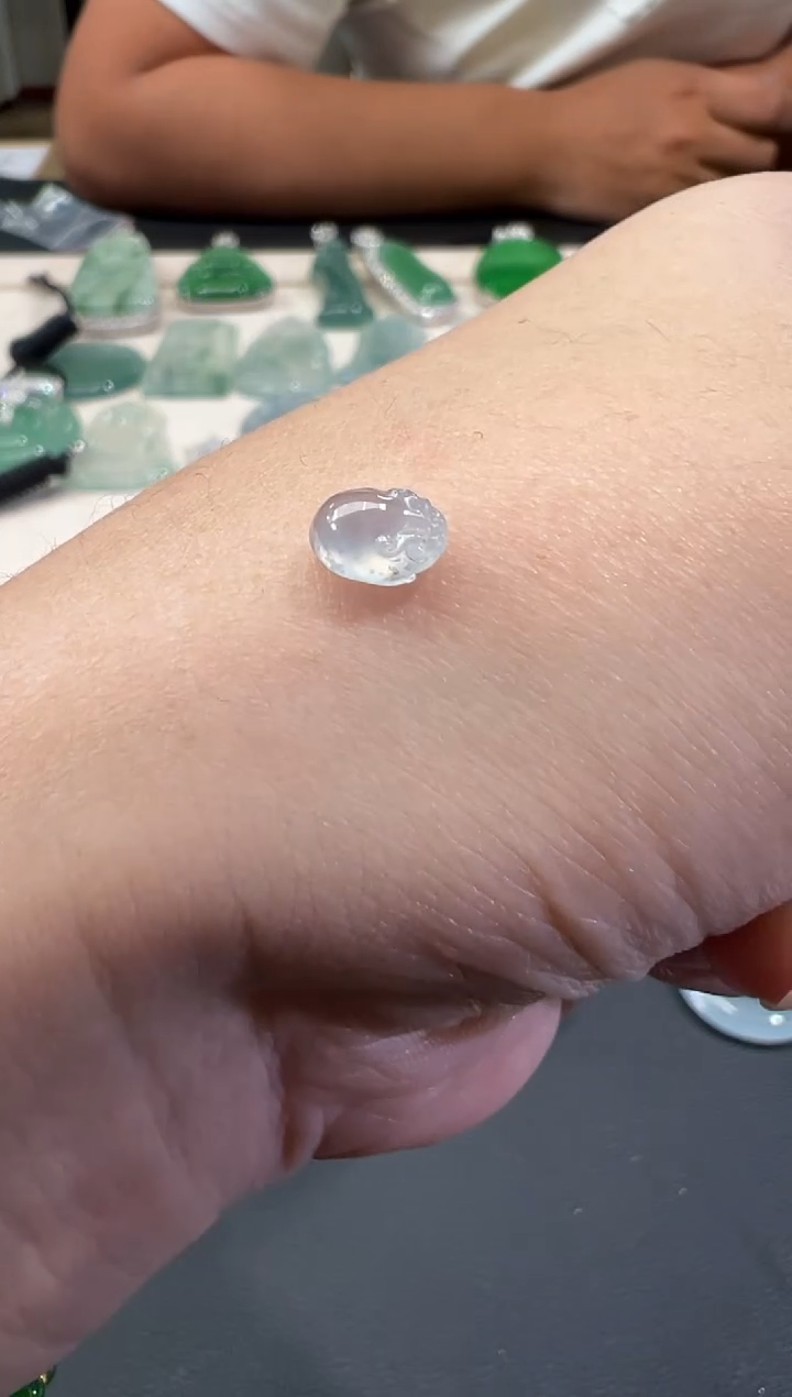 吊坠(不含链)未镶嵌翡翠（不退换）B490|