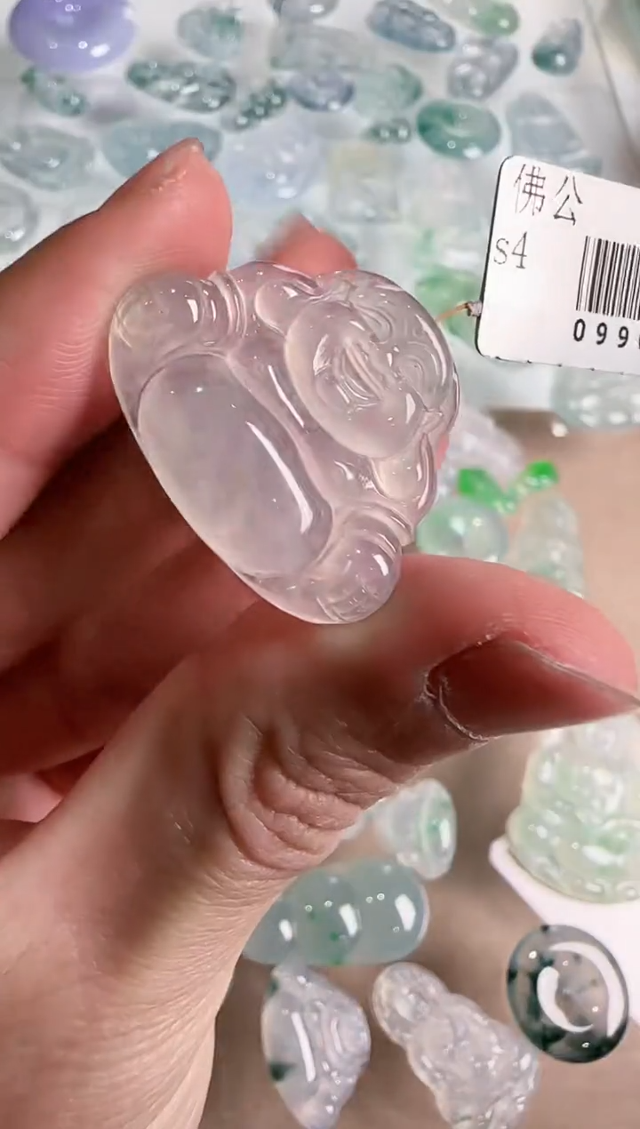 【闪购商品】翡翠吊坠(不含链)未镶嵌··