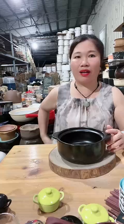 2461瑕疵黑锅不带盖