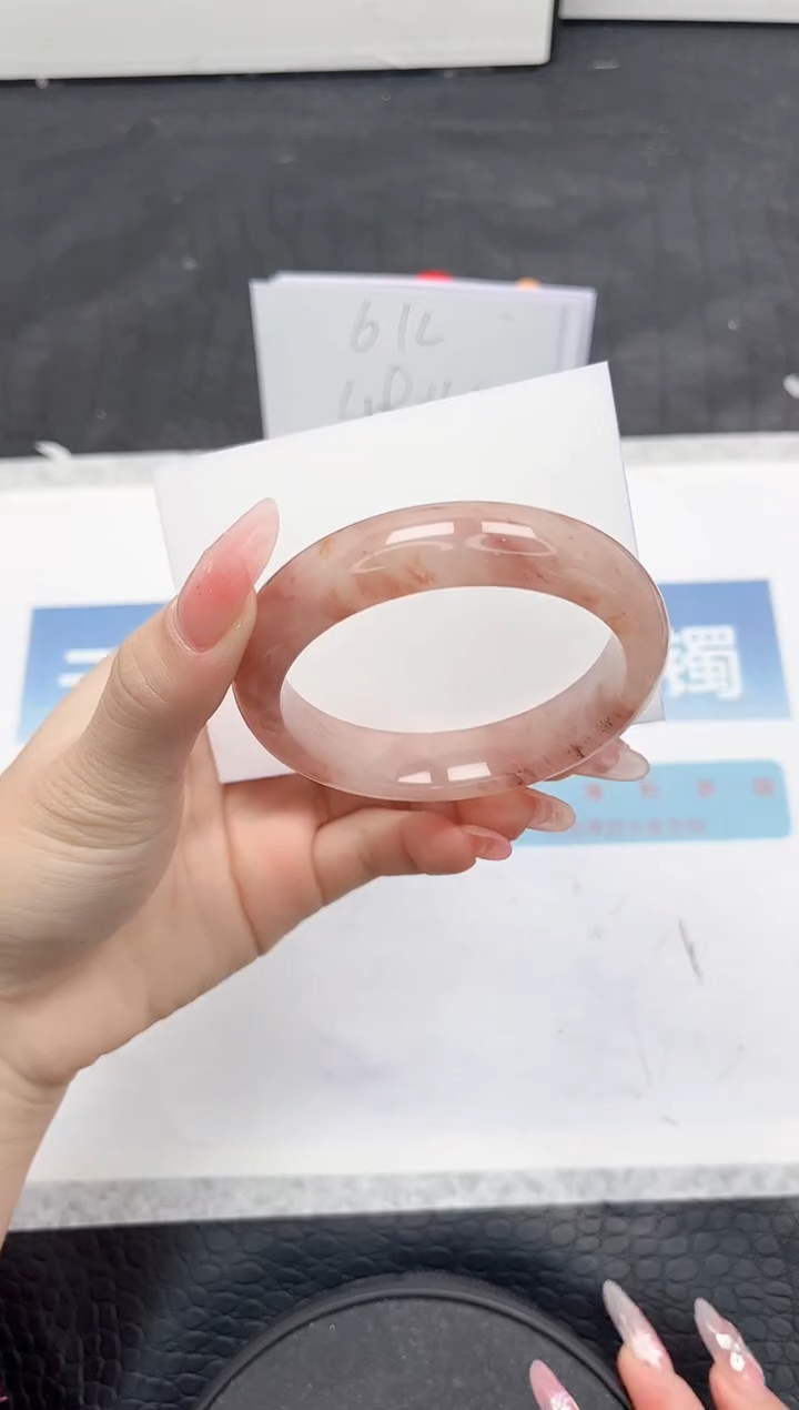 【闪购商品】石英质玉手镯未镶嵌242-56