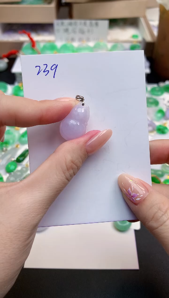 颈饰18K金镶嵌翡翠天然缅甸A货翡翠