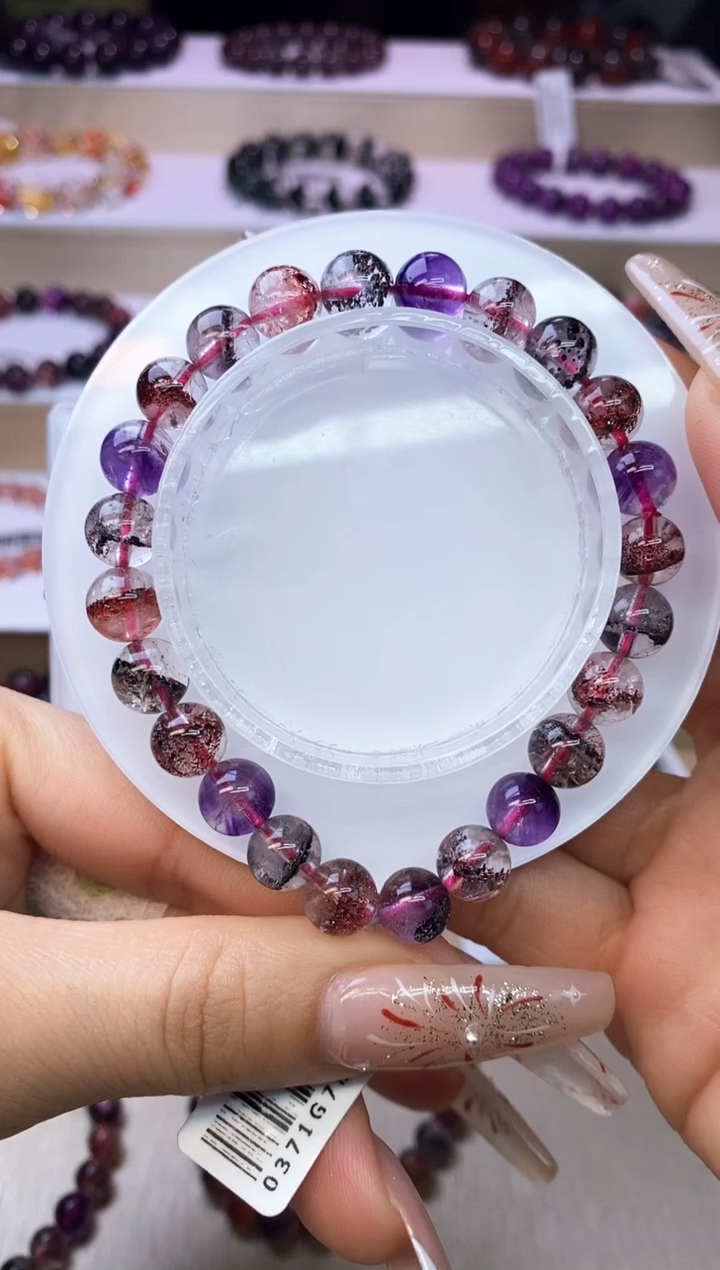 【闪购商品】水晶手链未镶嵌黑加仑超七8m+