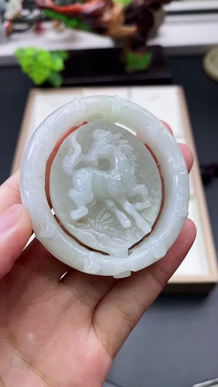 颈饰未镶嵌翡翠天然缅甸A货翡翠