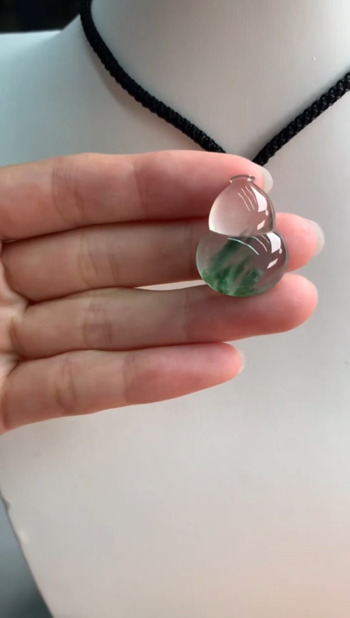 【闪购商品】翡翠颈饰未镶嵌23.3-17.9-6.4