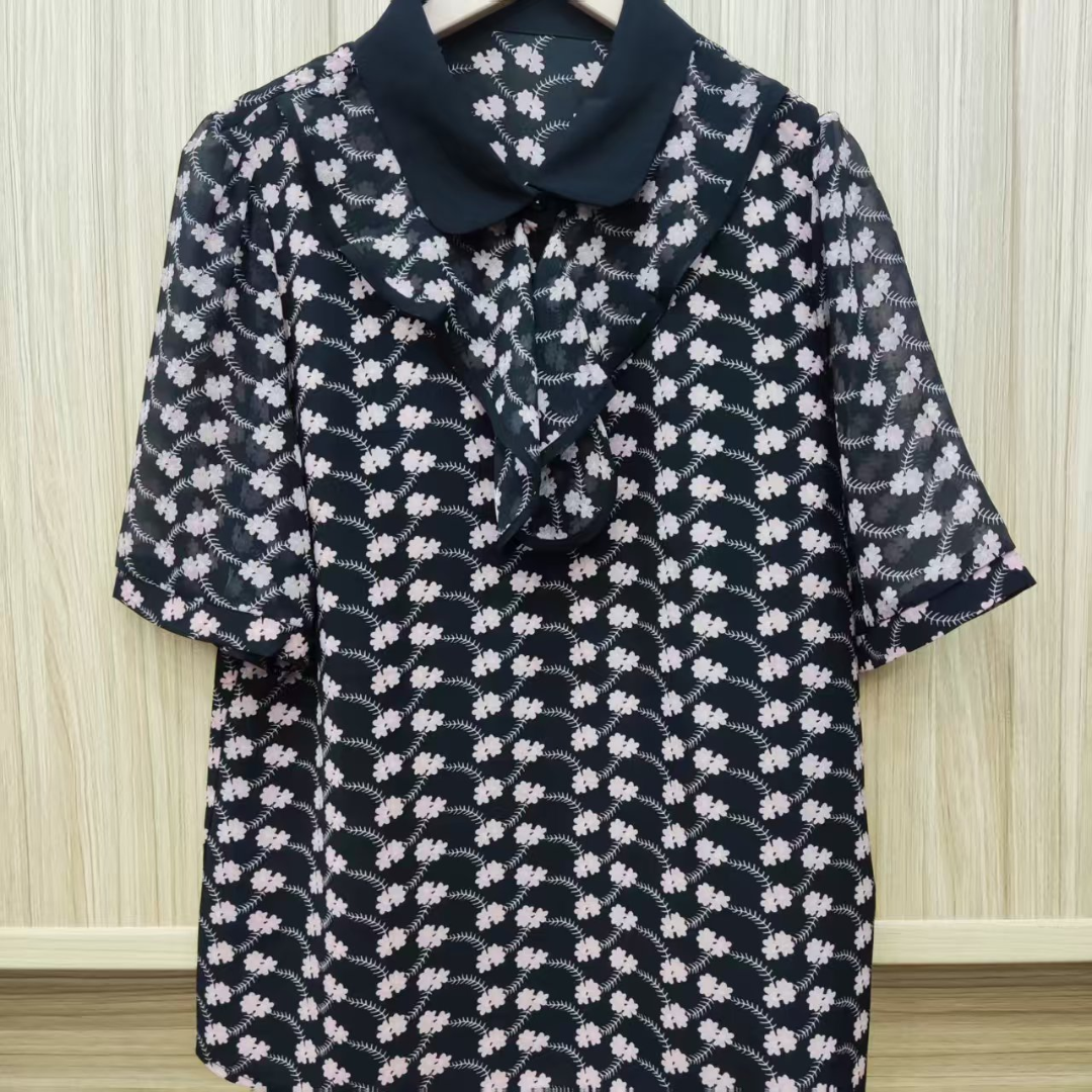 1-3216-15 新款时尚休闲小衫