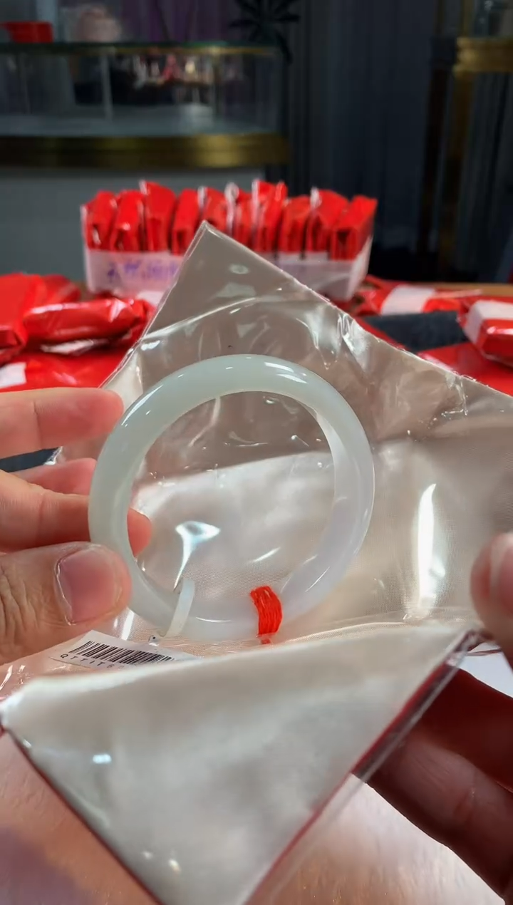 未镶嵌定制翡翠5082毛货不退不换55-56