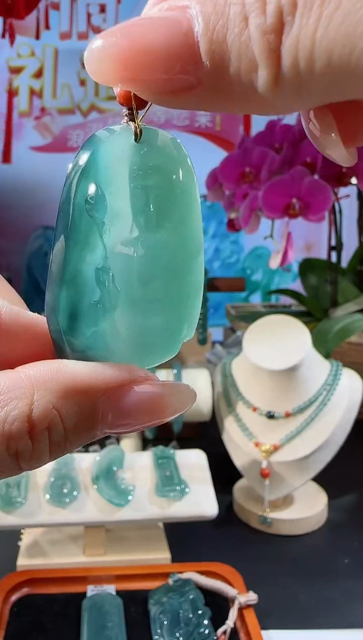 【闪购商品】翡翠吊坠(不含链)未镶嵌观音