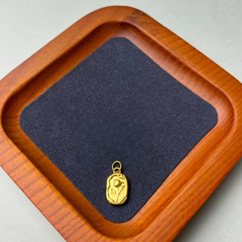 足金999郁金香花牌配件WH1107