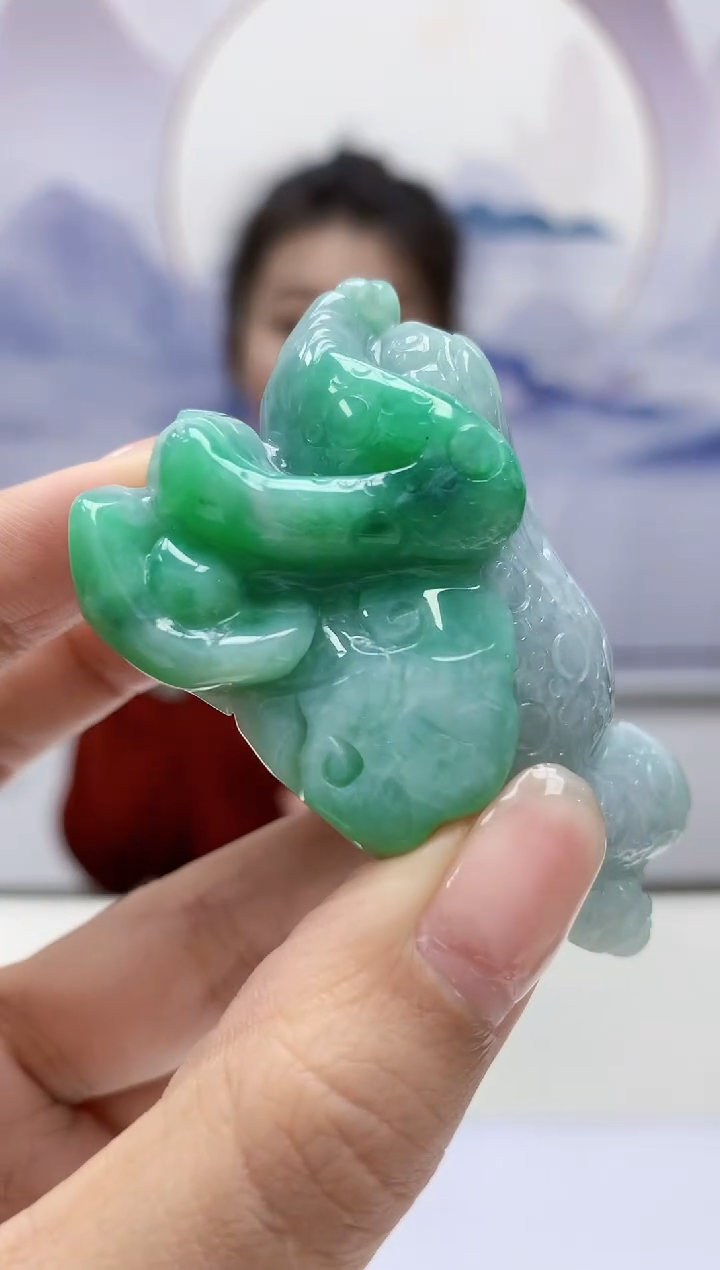 【闪购商品】定制翡翠未镶嵌5156kk-毛货挂件138