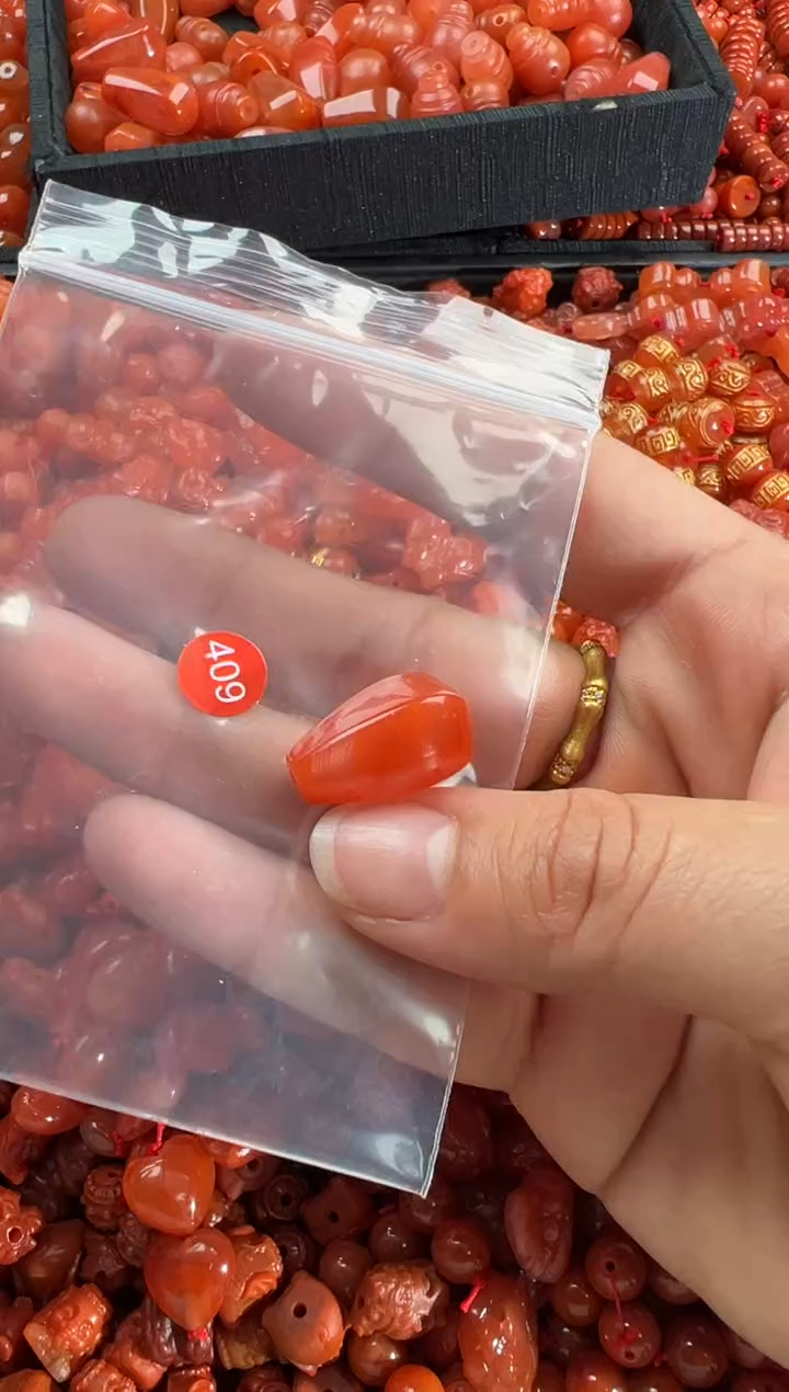 【闪购商品】南红玛瑙颈饰未镶嵌1