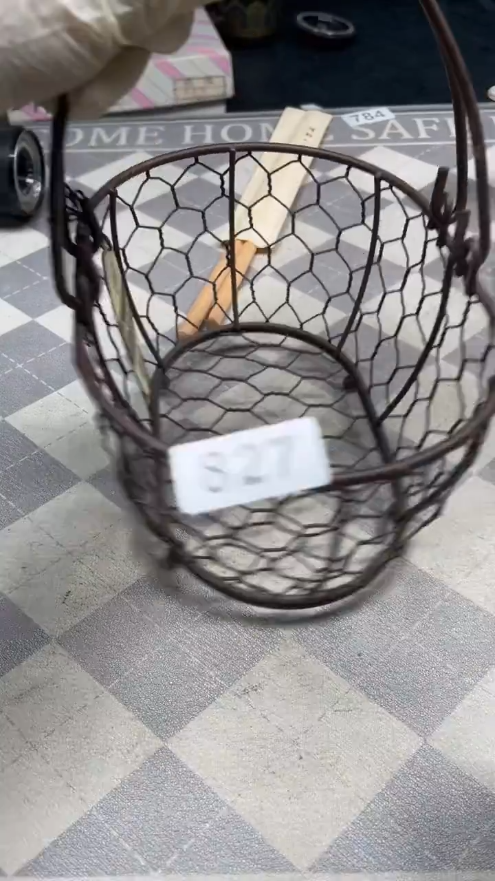 瓷片陶瓷如图所示周边