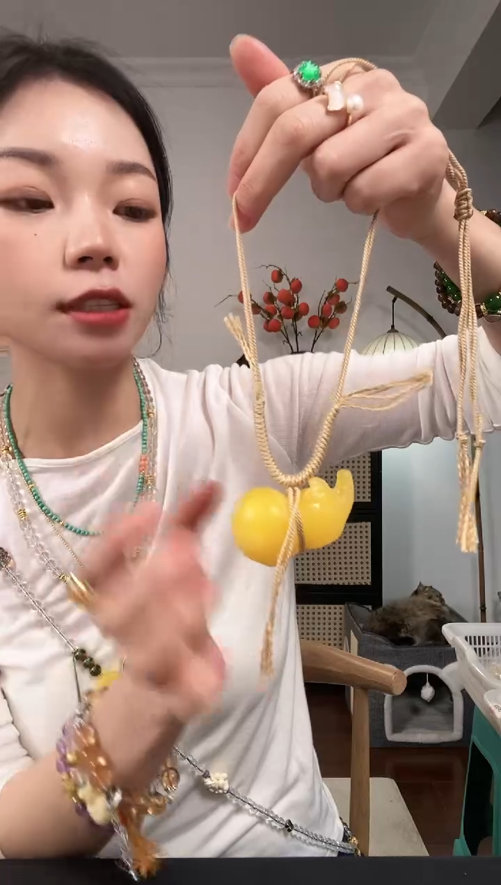 【闪购商品】琥珀颈饰未镶嵌A662AAAAA