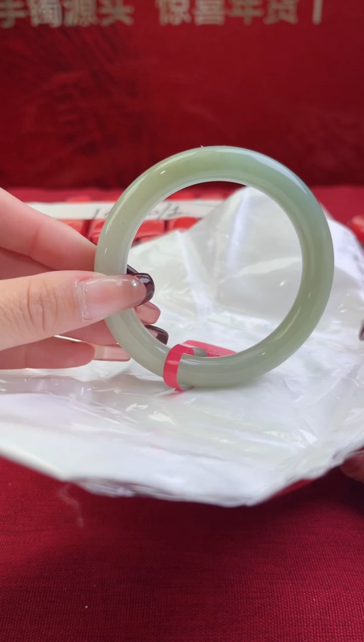 【闪购商品】翡翠手镯未镶嵌翡翠手镯