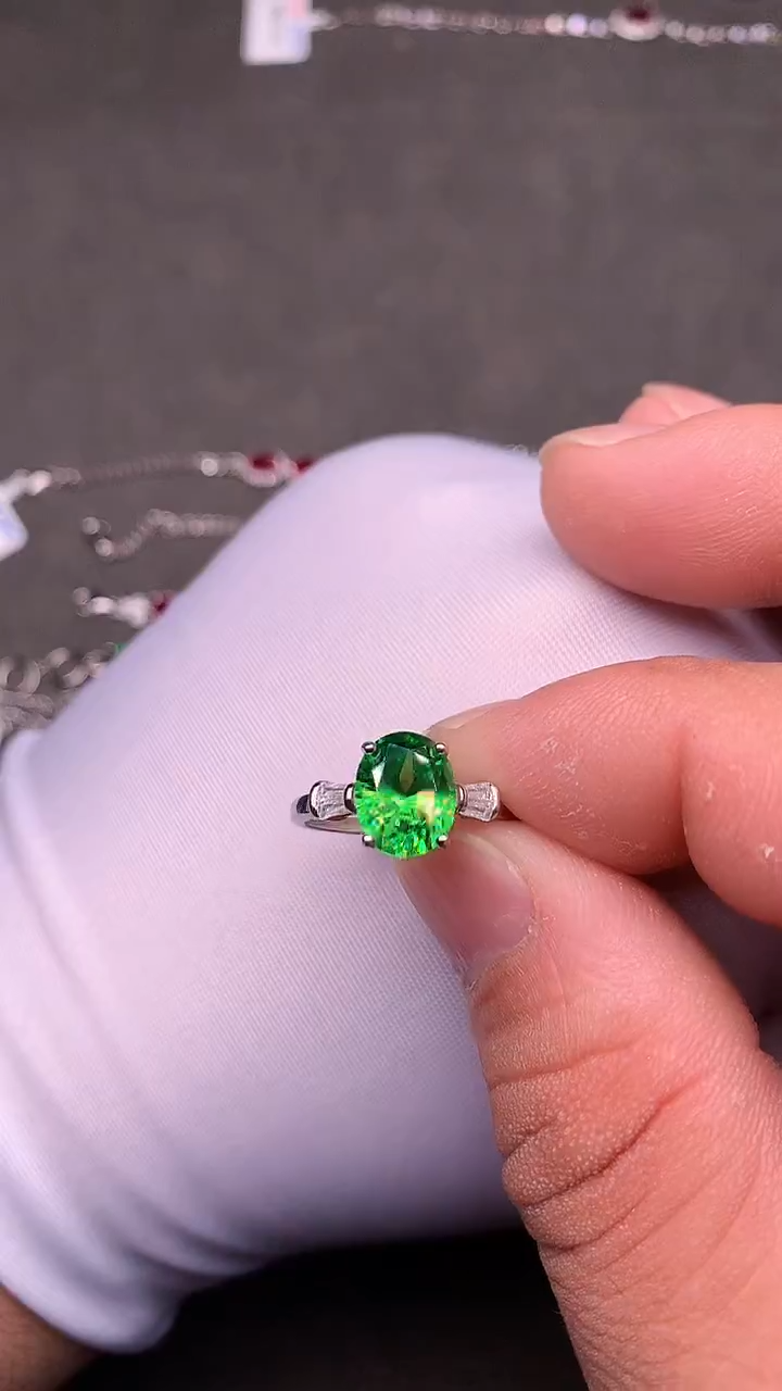 【闪购商品】石榴石（沙弗莱）戒指银S925镶嵌.....