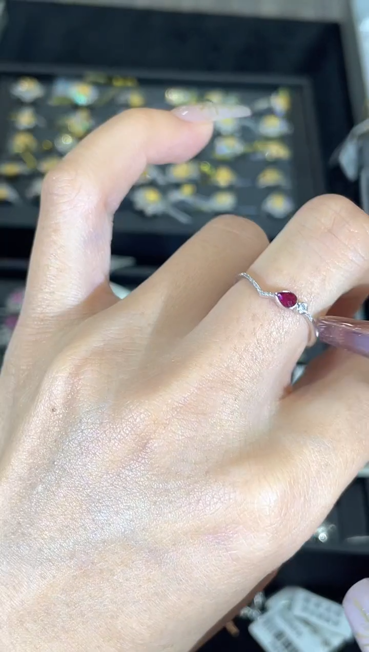 18K金镶嵌戒指定制红宝石   JZ