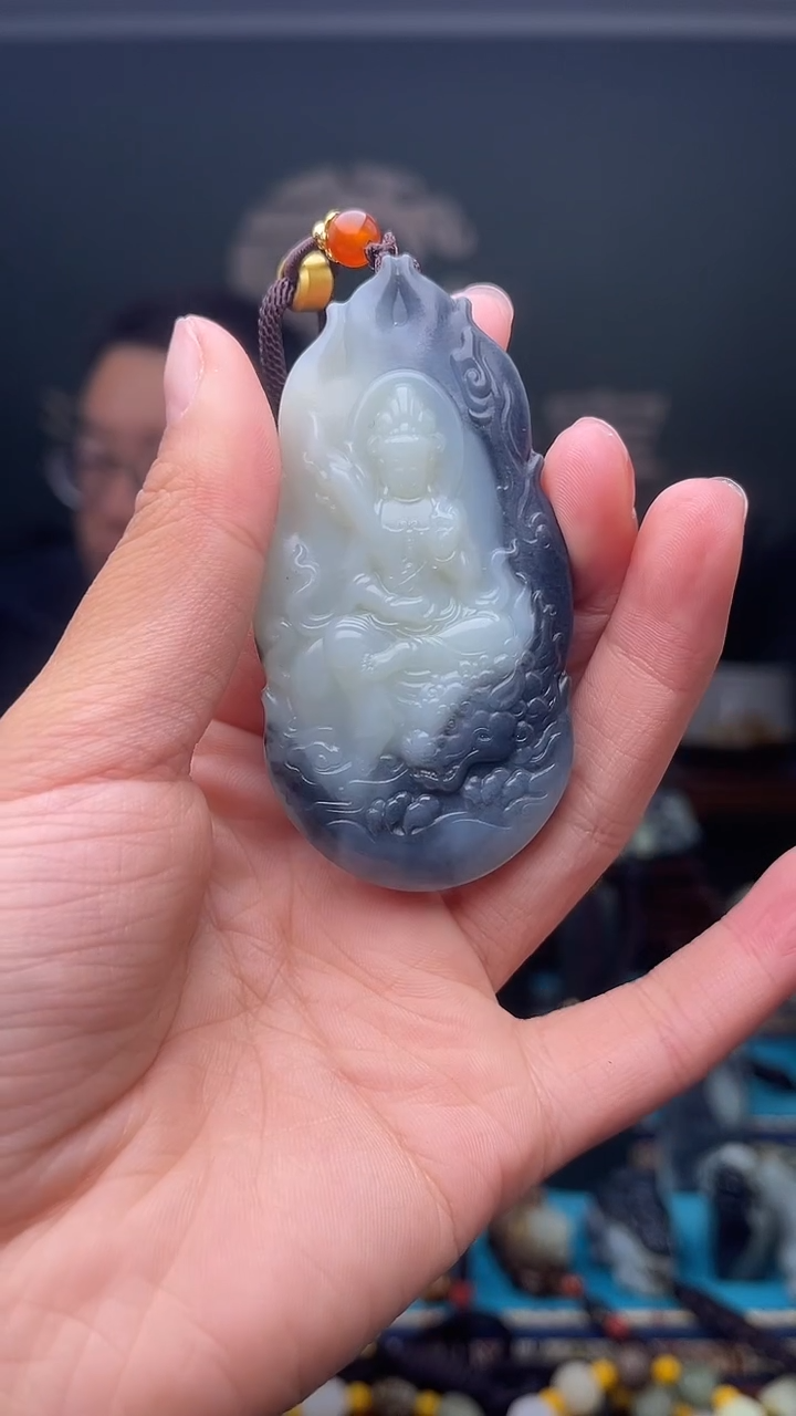 未镶嵌和田玉挂件1