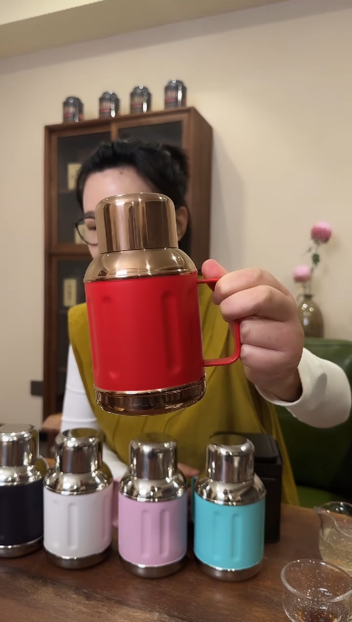 小胖墩红色小胖墩红色小胖墩红色