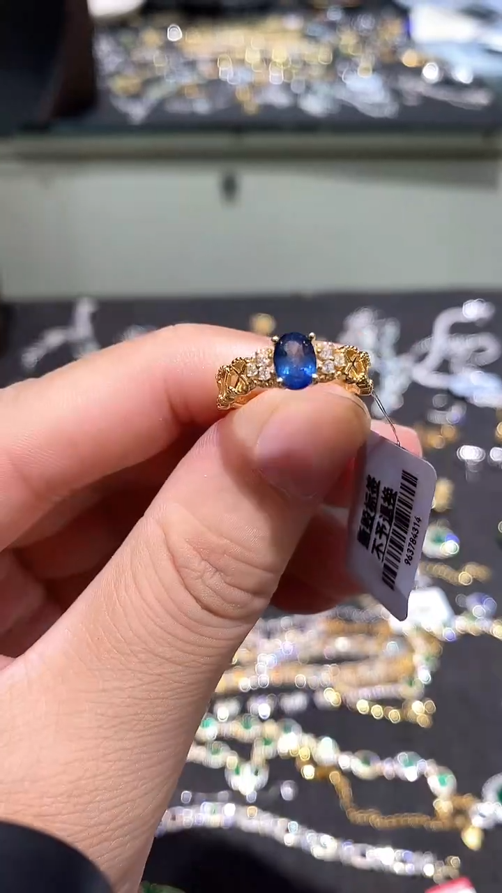 蓝宝石戒指银S925镀金镶嵌戒指