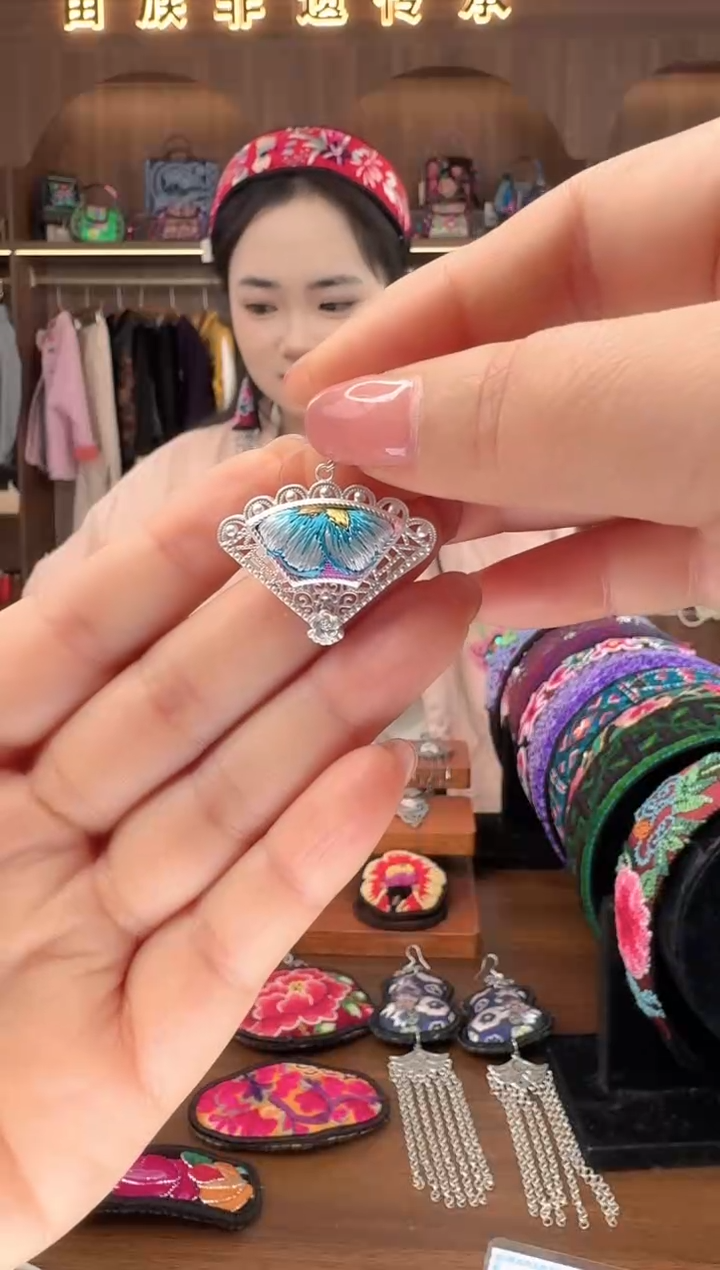 刺绣扶光苗绣传承8