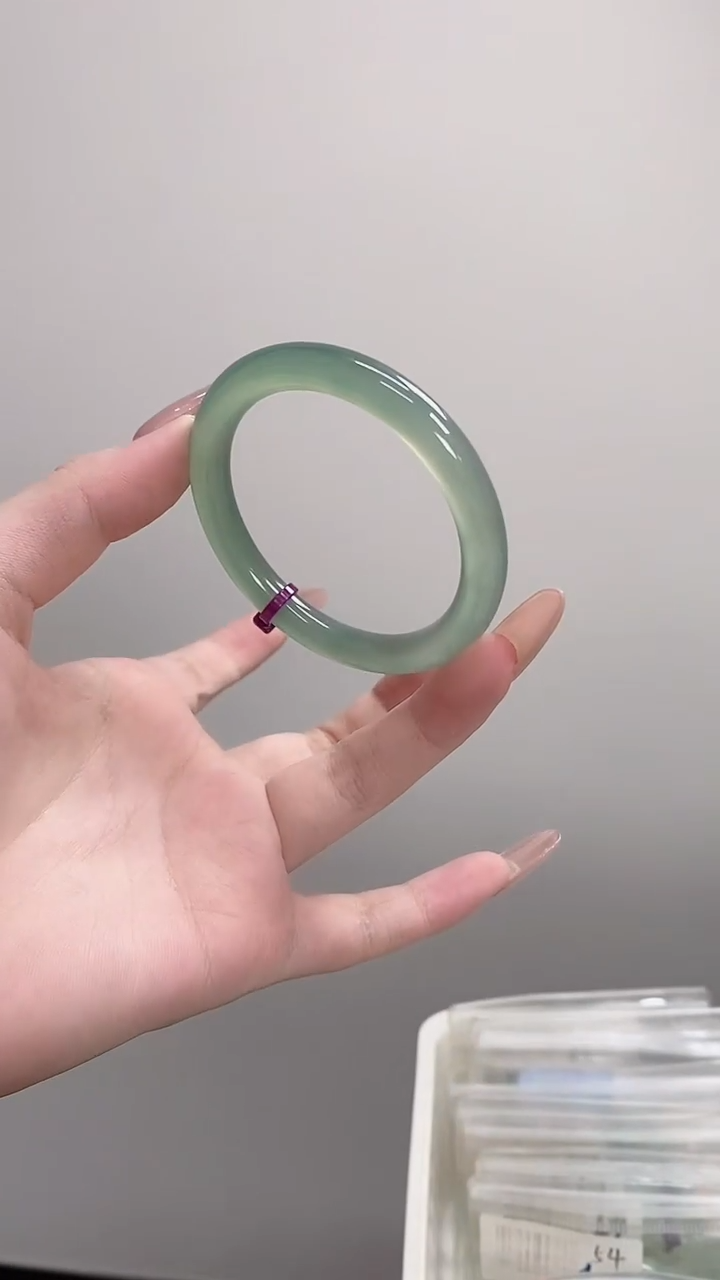 手镯玛瑙/玉髓未镶嵌52-53圆条