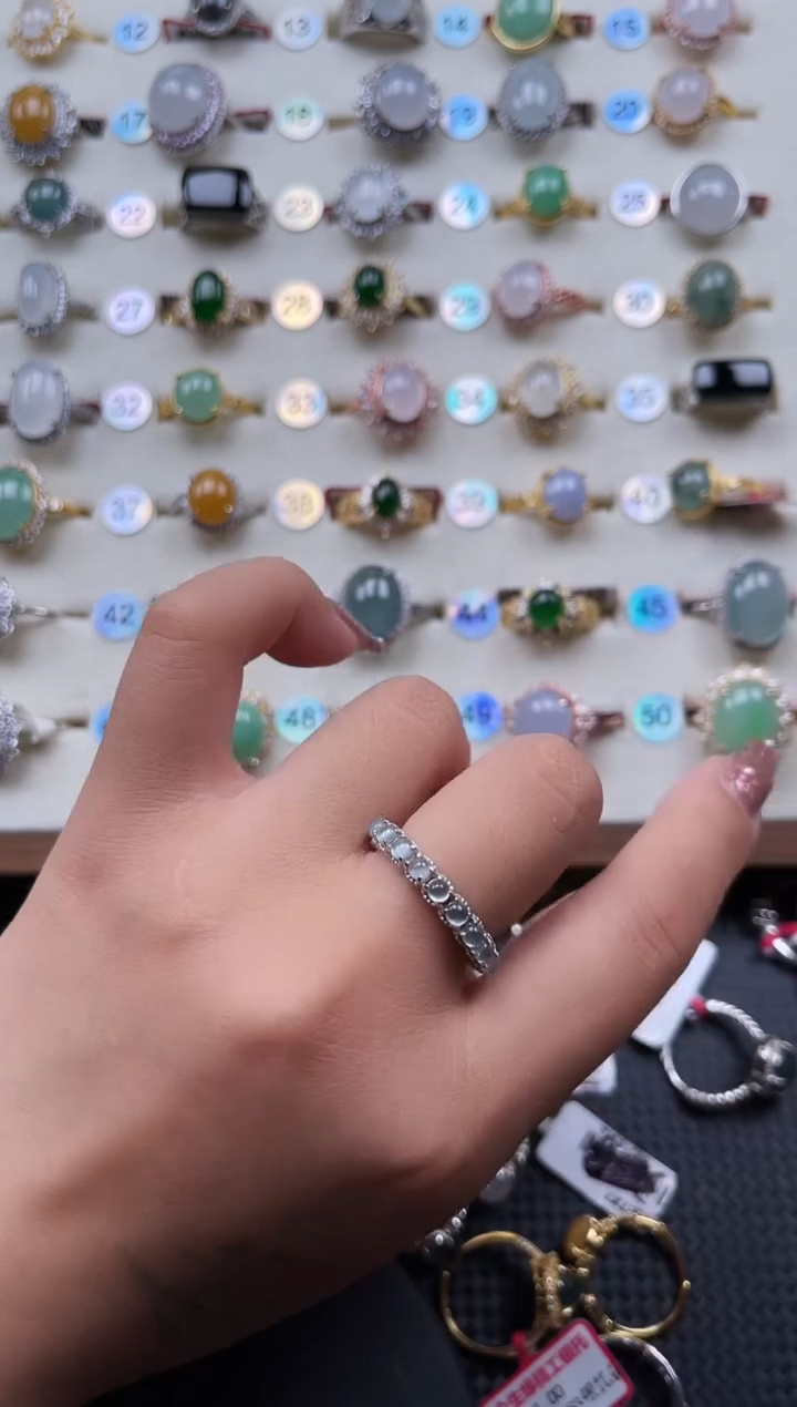 翡翠戒指银S925镶嵌天然A货翡翠戒指