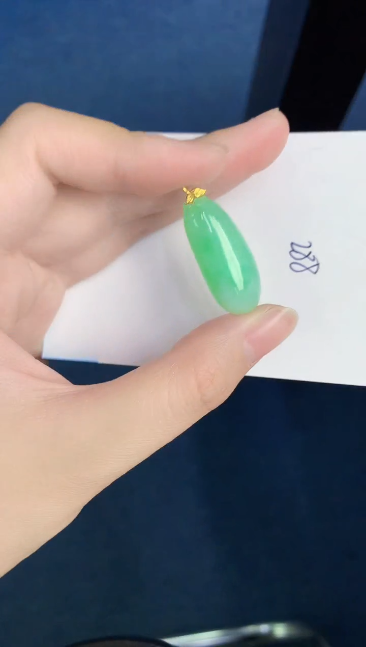 【闪购商品】翡翠颈饰18K金镶嵌000000000