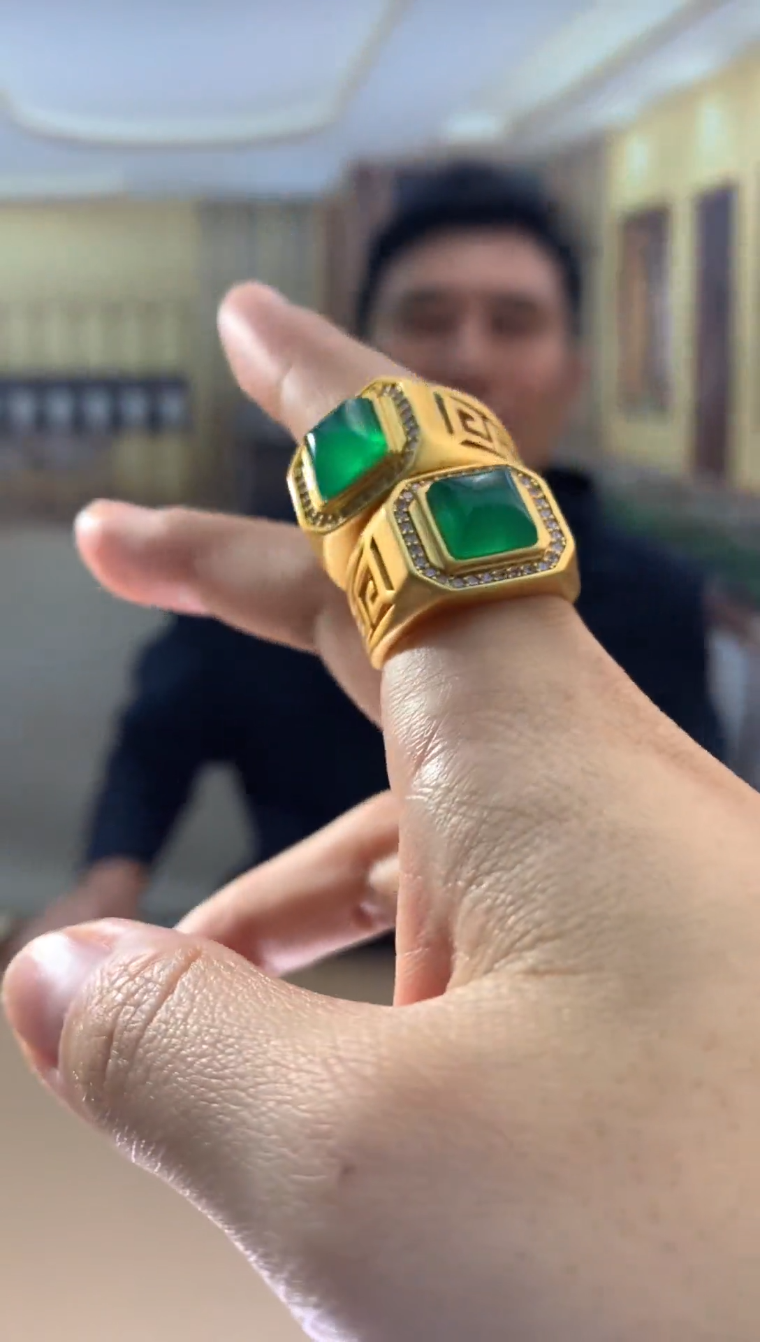 合金颈饰玛瑙/玉髓戒子