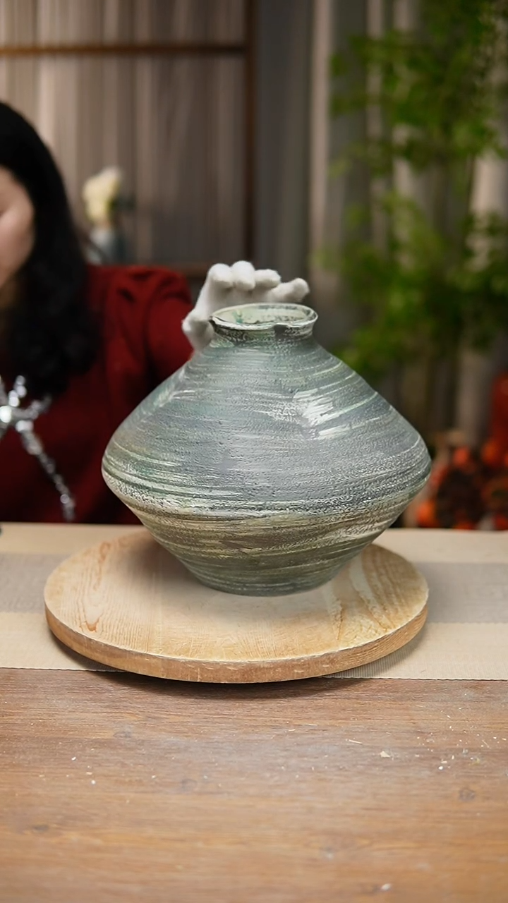 【闪购商品】陶瓷  花器螺纹绿飞碟