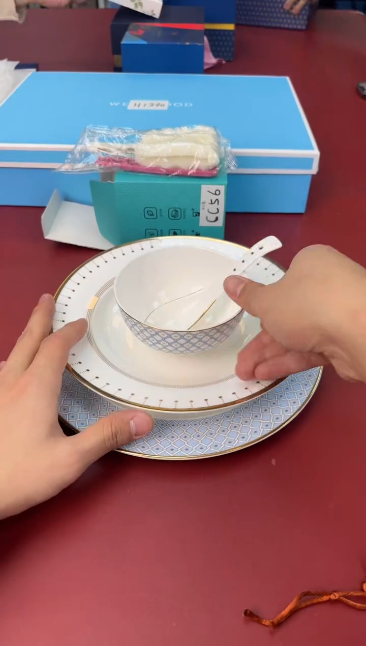 【闪购商品】瓷片新号开播全场漏@@H1514