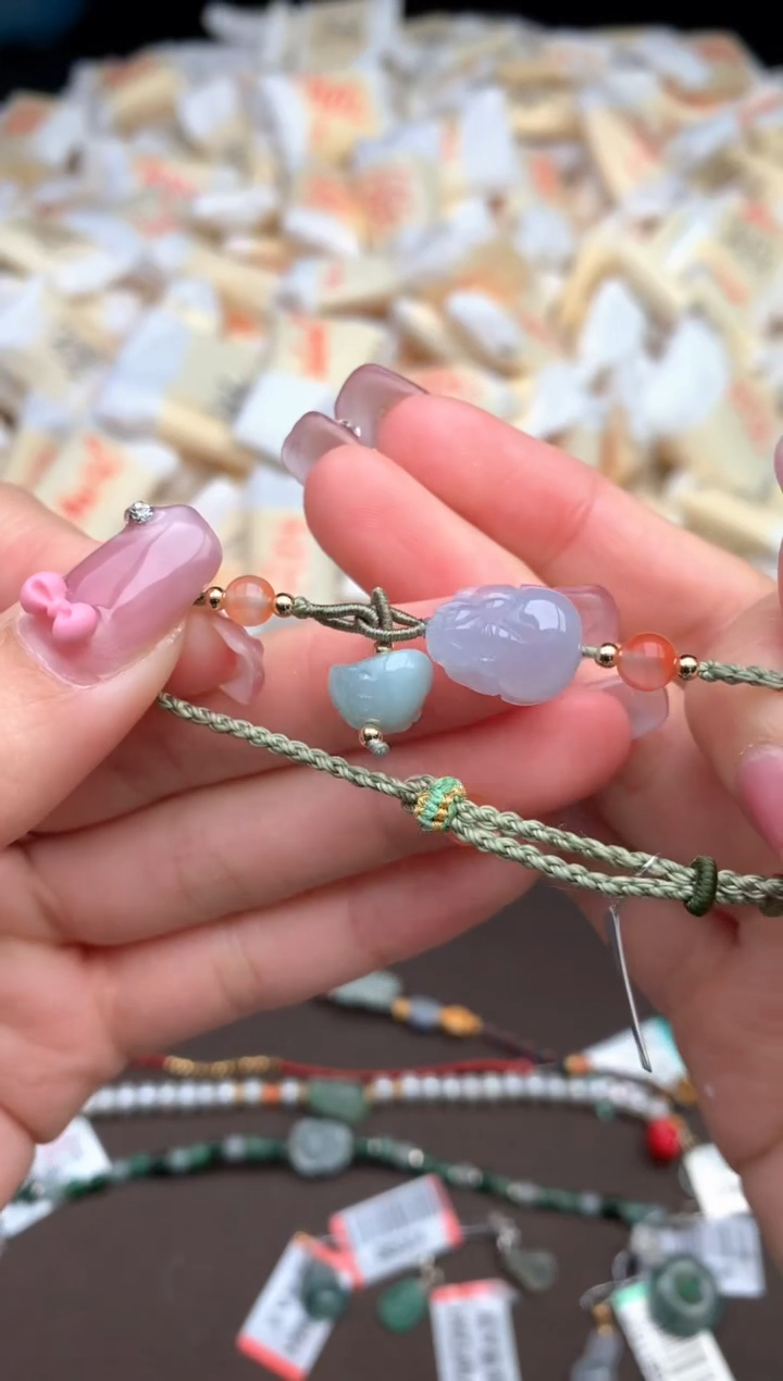 【闪购商品】翡翠手绳未镶嵌 —