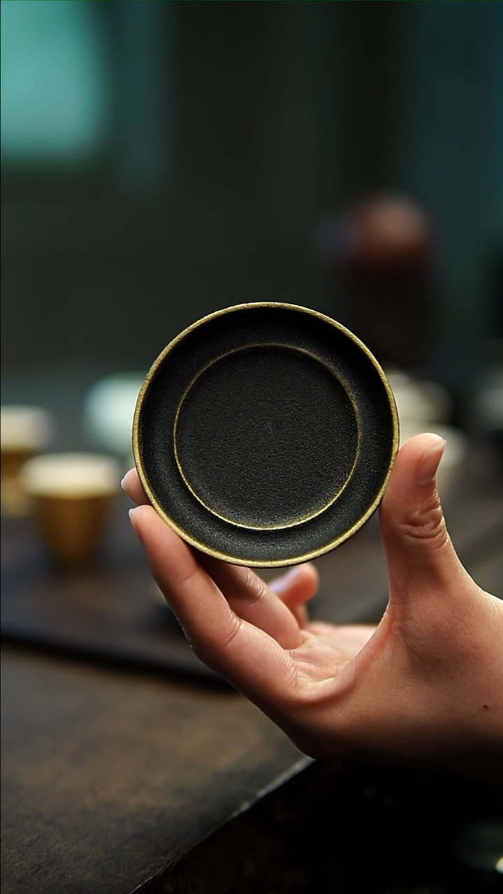 【闪购商品】木胎大漆杯托一一