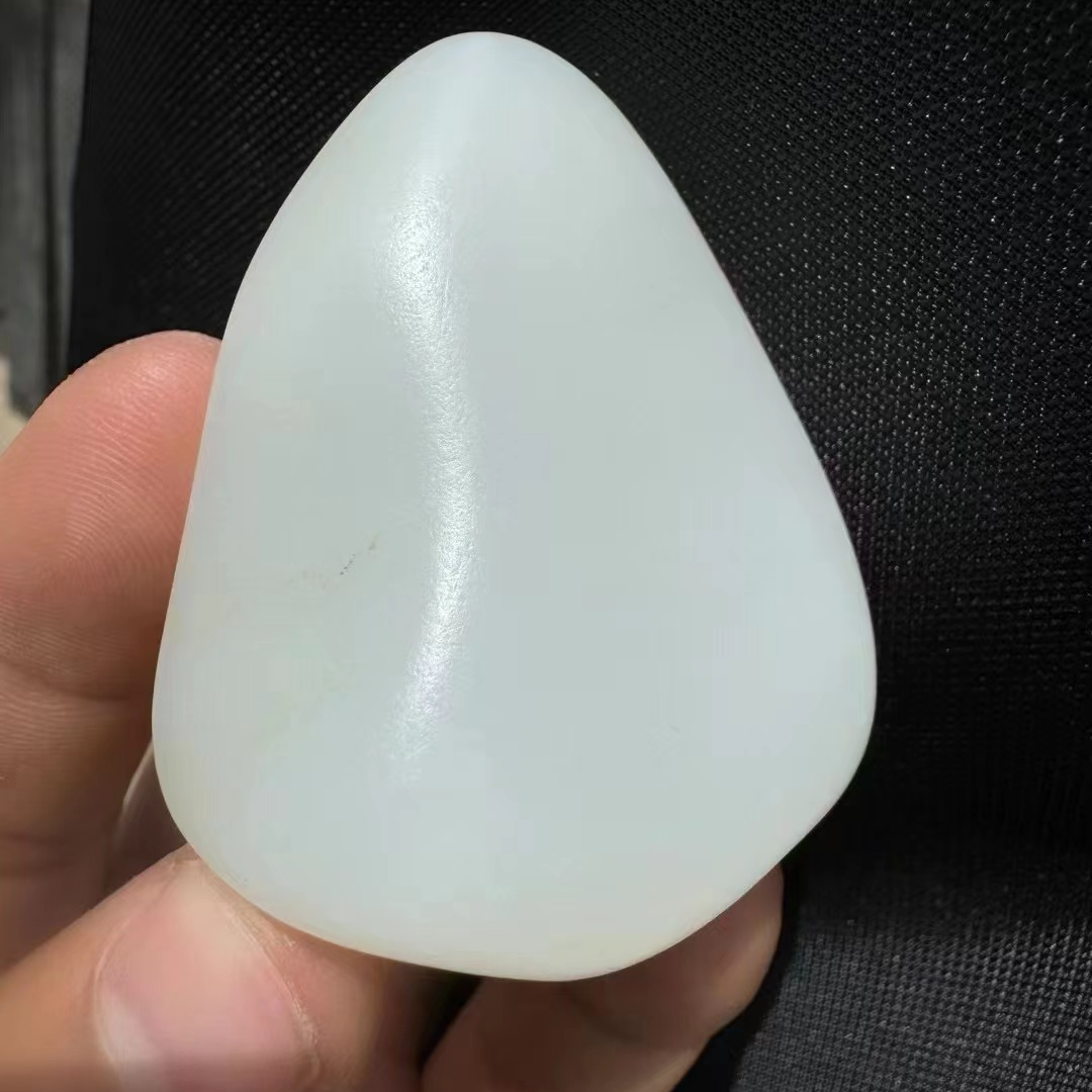 新疆白皮籽石吊坠