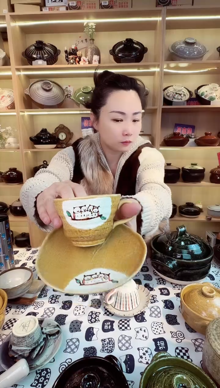 日本进口美农烧猫头鹰樱花杯