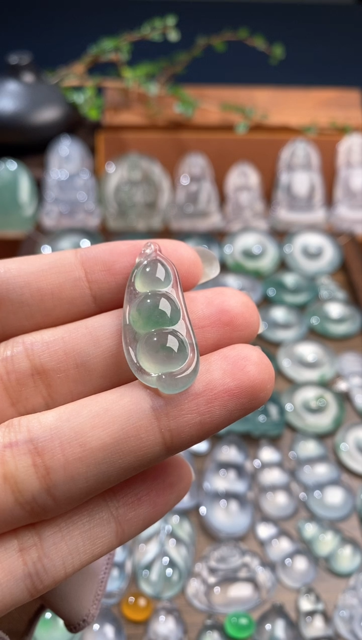 吊坠(不含链)未镶嵌翡翠荷兰豆
