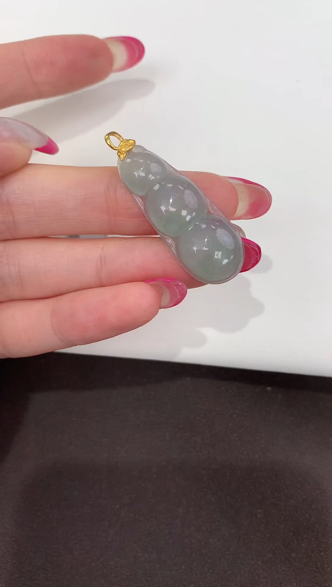 颈饰18K金镶嵌翡翠缅甸a货翡翠